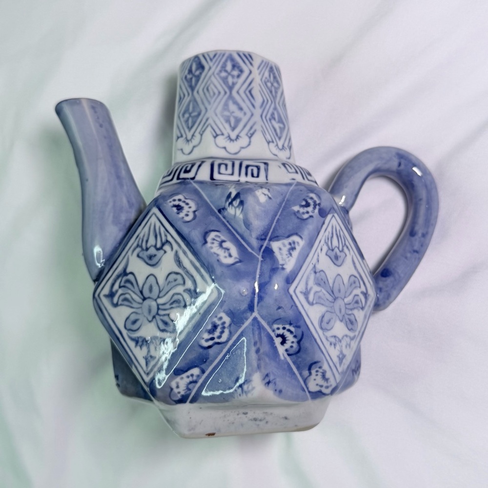 Vintage Porcelain Blue White Hexagon Chinese Teapot Chinoiserie Retro Home Decor